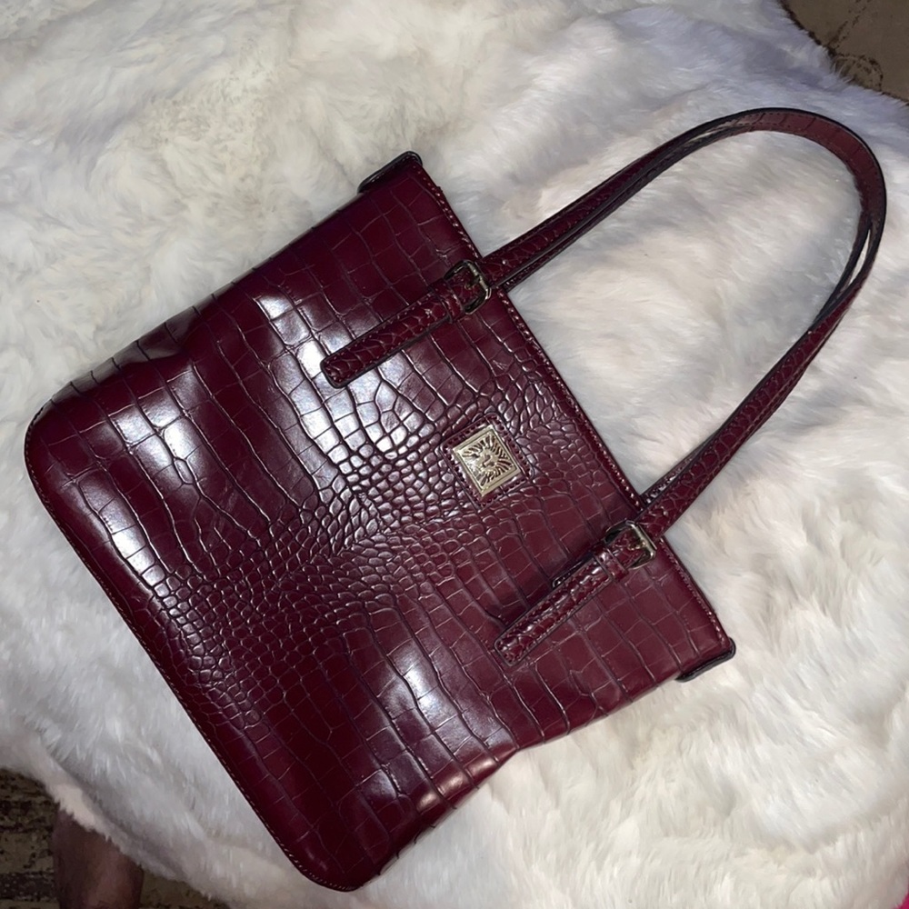 Anne Klein ‘crocodile’ look purse.